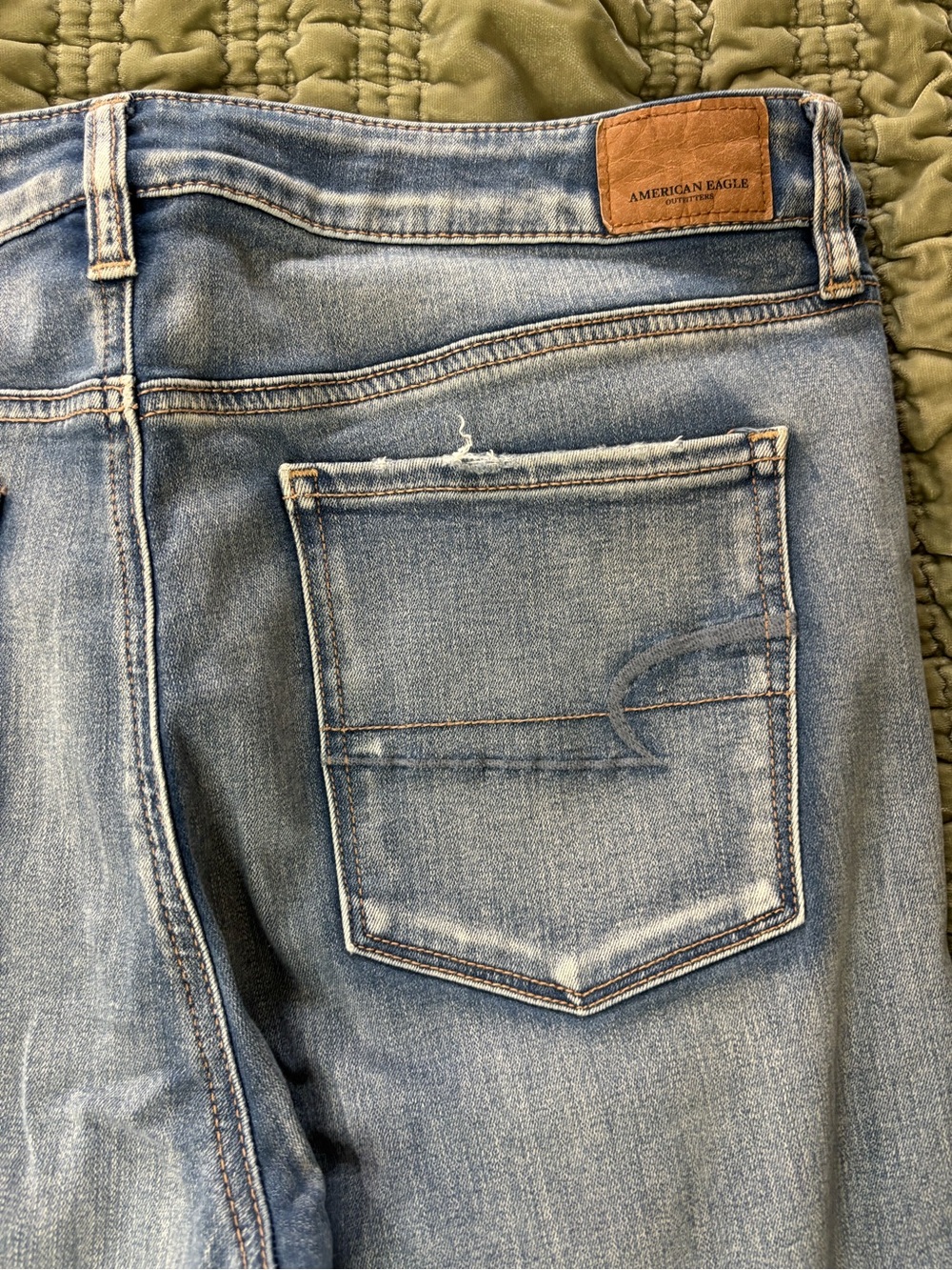 American Eagle distressed jegging - Picture 11 of 13